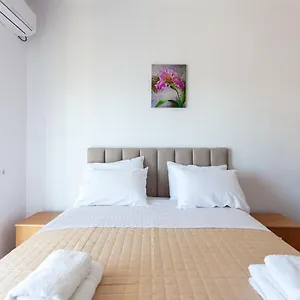 Appartement Zacharias, Himare